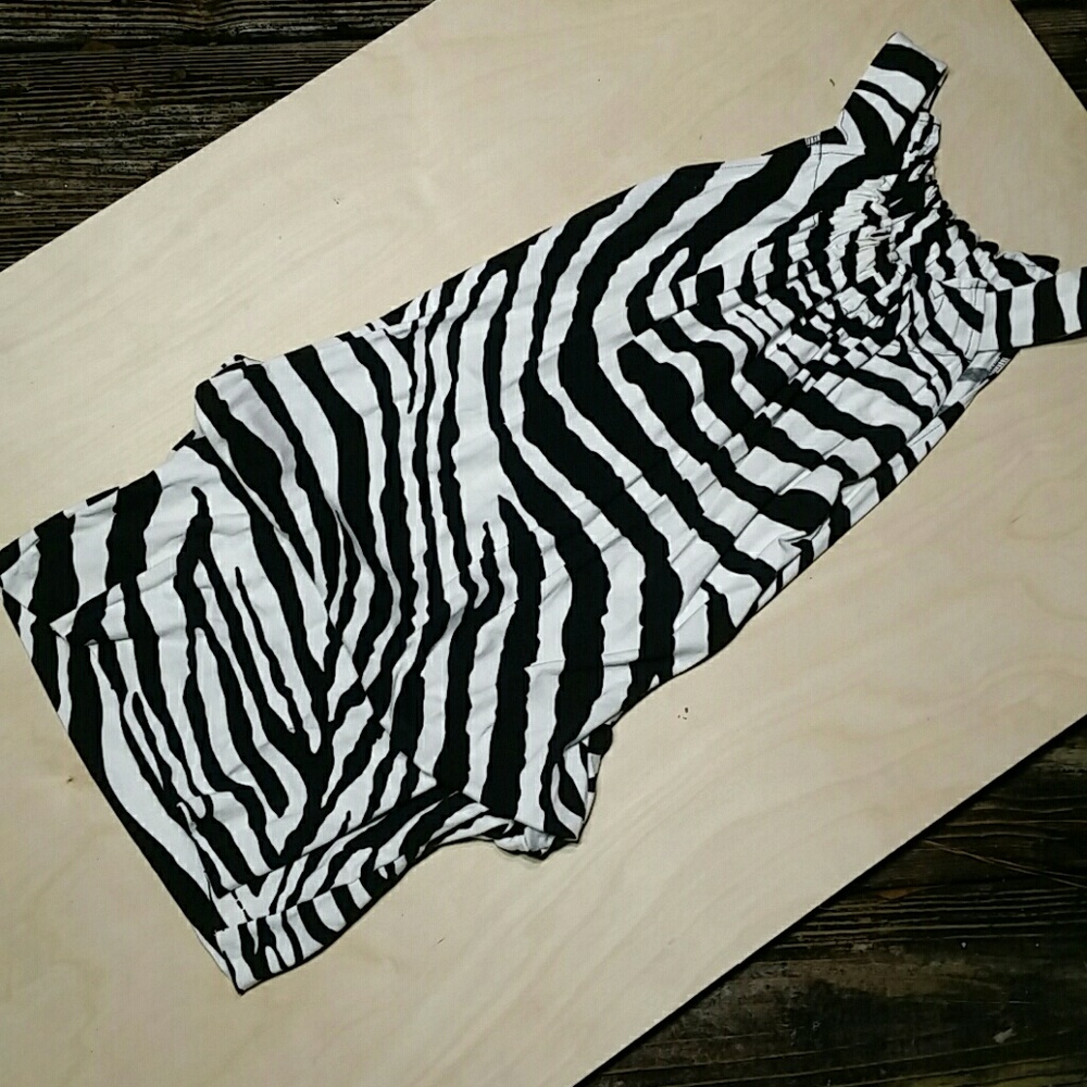 Express XS Zebra Stretch Mini Dress